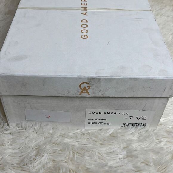 Good American Cinder-F*-Rella Wedge Lucite Heels Size 7.5 New - Picture 9 of 11